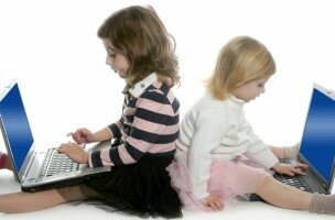 Игры для девочек онлайн - польза и вред