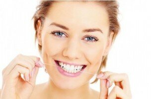 Зубная нить - есть ли вред